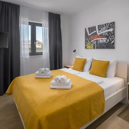 Lana Premium 2 Apartment *